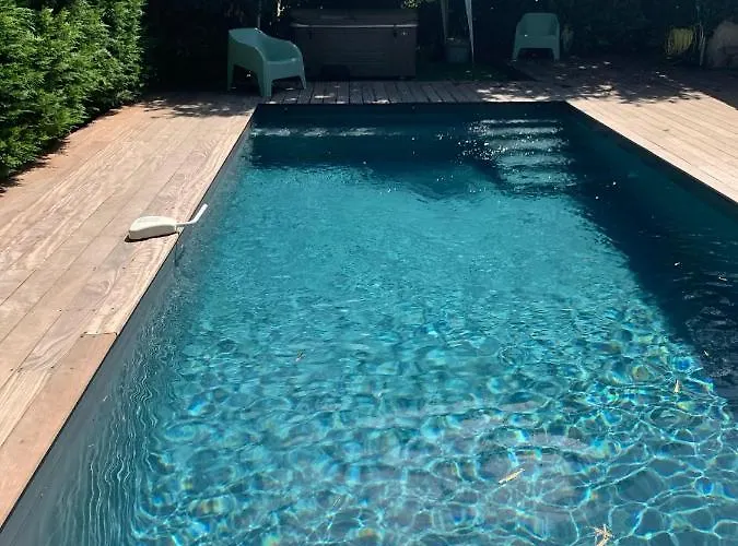 Marcel Sauna Billard Piscine 25mn De Bordeaux Cérons